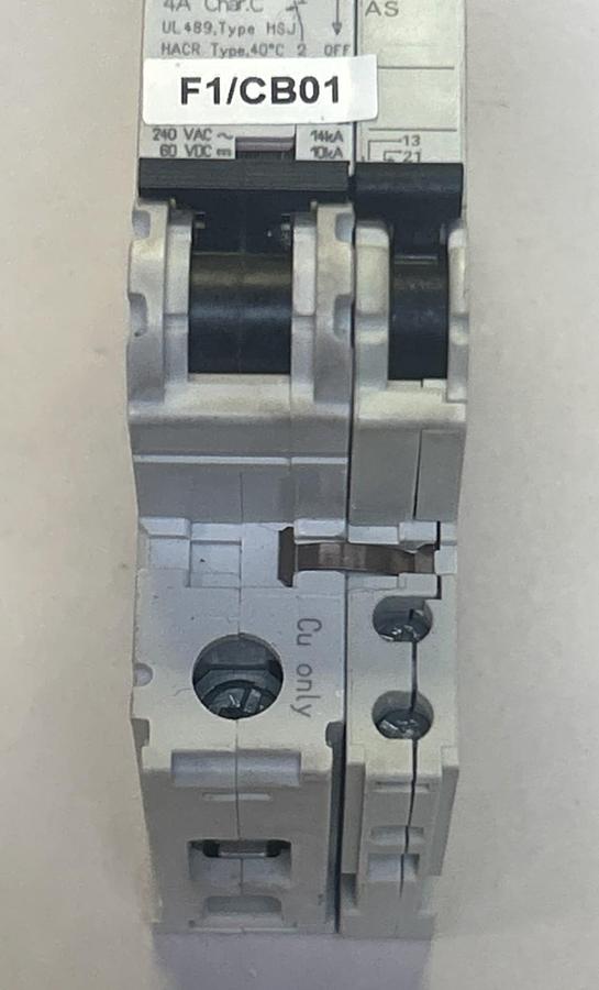 Used SIEMENS,5SJ4104-7HG40,CIRCUIT BREAKER 4A 230/400V 1P