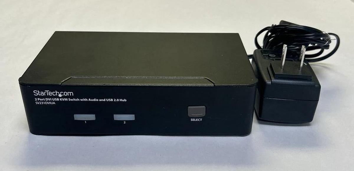 Used STARTECH,C4E1E7GG07,TWO PORT KVM SWITCH