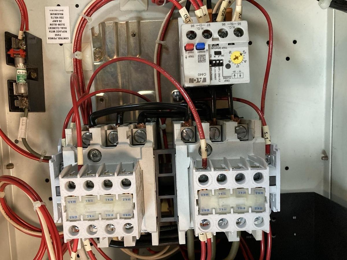 Used Cutler Hammer,Size 2,24 INCH MCC Reversing Starter Feeder Bucket 480V 60Hz