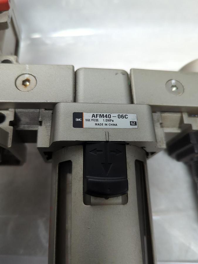 Used SMC,INA-17-326AD,PNEUMATIC SEPERATOR/ACTUATOR ASSEMBLY PRE-OWNED