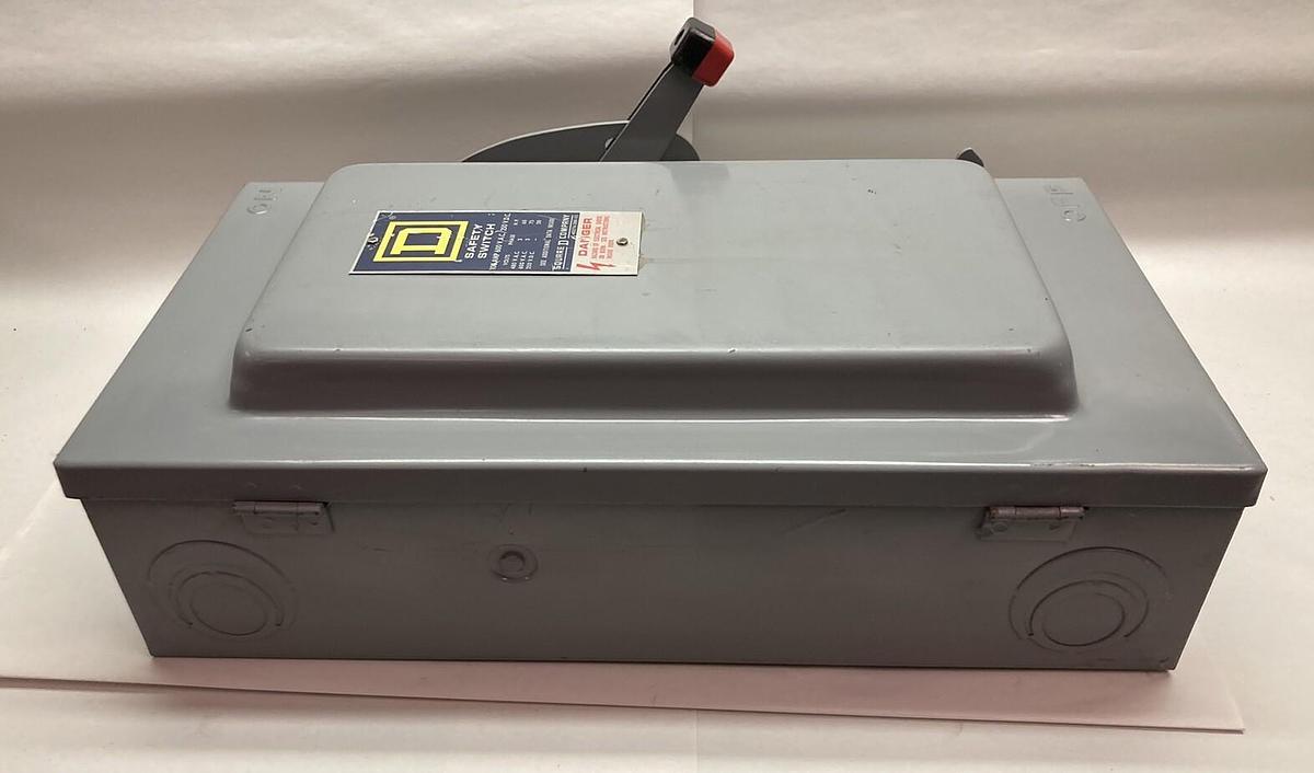 Used Square D,HU363,Heavy Duty Safety Switch Series D3 100A 600Vac