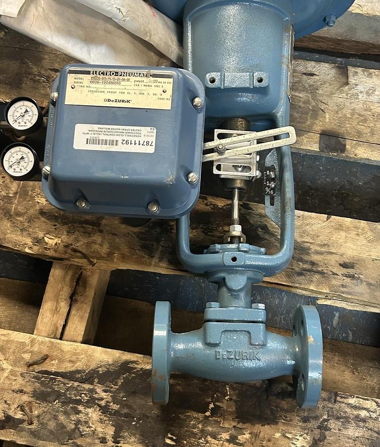 Used DEZURIK,851403-1D20-2J6-19-PDEL-AAA-0000,ELECTRO-PNEUMATIC ACTUATOR VALVE 1"