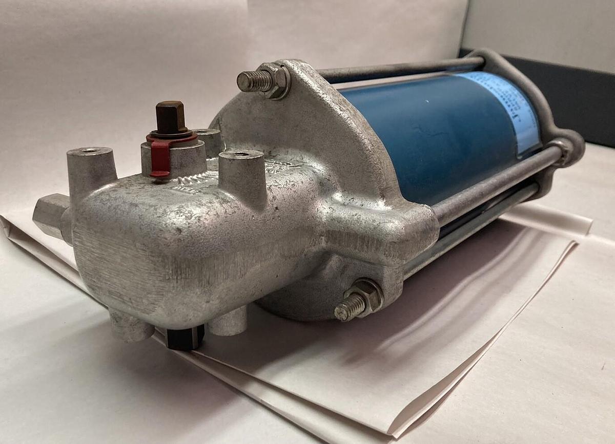 Used Jamesbury,Model ST 13 MS,Spring Return Valve Actuator