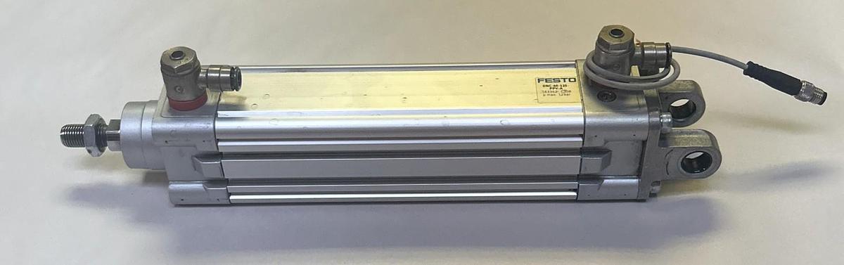 Used FESTO,DNC-40-125-PPV-A,PNEUMATIC CYLINDER