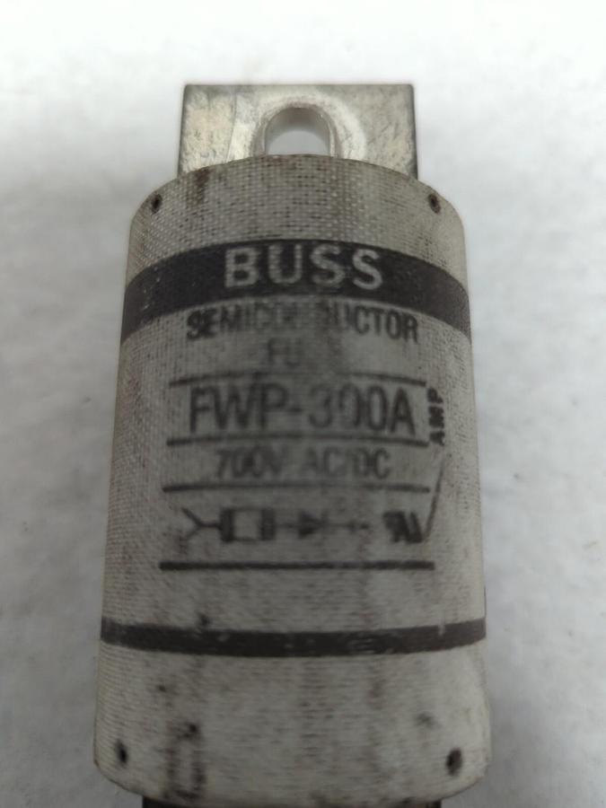 Used COOPER BUSSMANN,FWP-300A,SEMI-CONDUCTOR 300 AMP FUSE PRE-OWNED