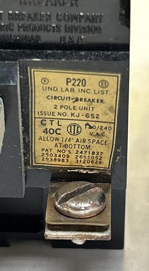 Used ITE,P220,CIRCUIT BREAKER 20A 120/240V 2P LOT OF 4