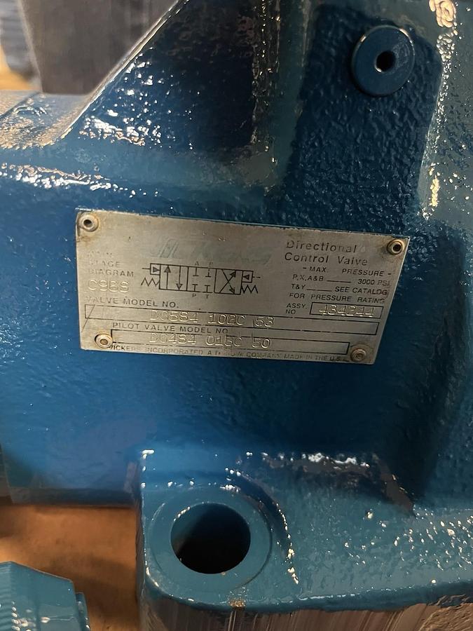 Used VICKERS,DG5S4-10-2C-53,DIRECTIONAL CONTROL VALVE