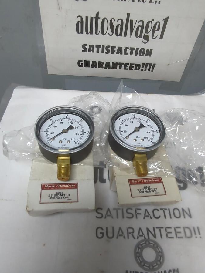 MARSH/BELLOFRAM,J4642,2-1/2 IN STD NPT 1/4 IN 0/30 PSI & KPA  GAUGE LOT OF 2
