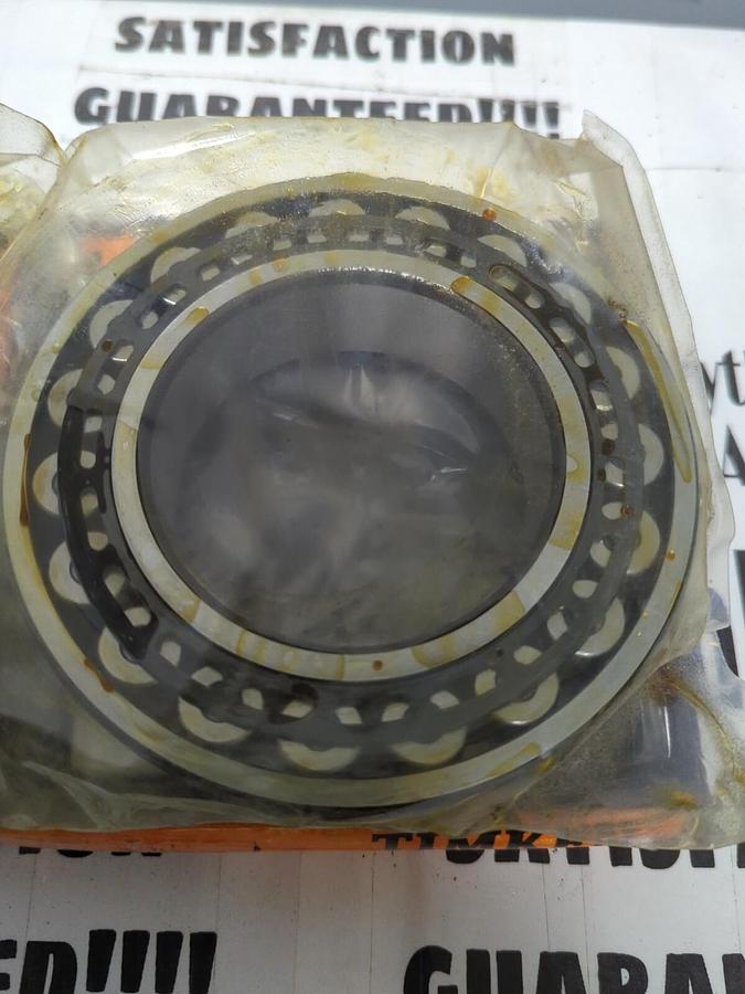 TIMKEN,22215EJW33C3,SPHERICAL ROLLER BEARING 75MM X 130MM X 31MM NOS