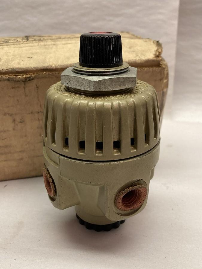 Norgren,11-024-037,Pneumatic Regulator