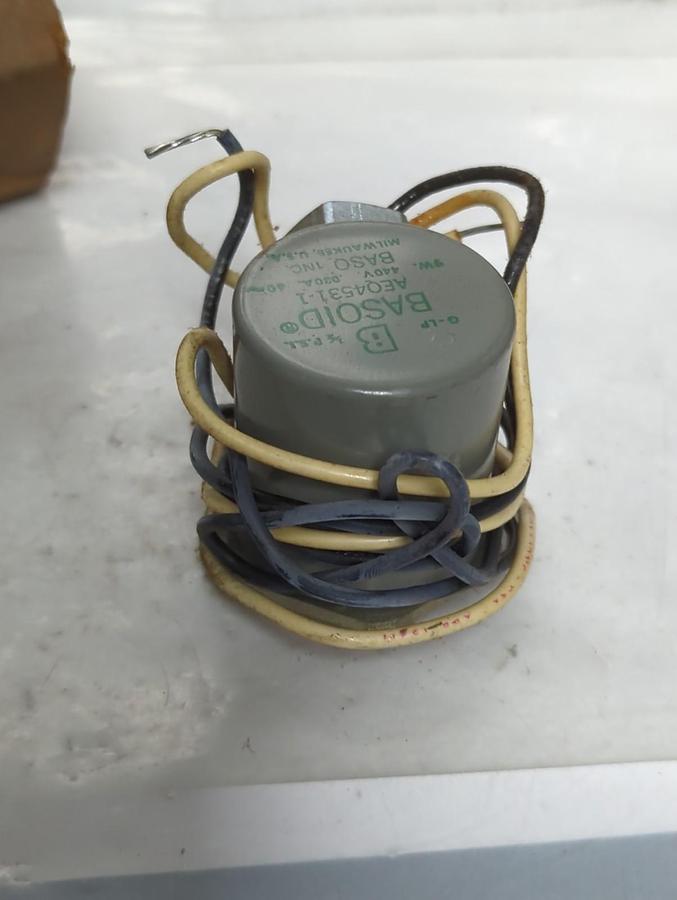 BASO,AEQ4531-1,BASOID COIL REPLACEMENT 440V .030A 9W G-LP 1/2PSI NOS
