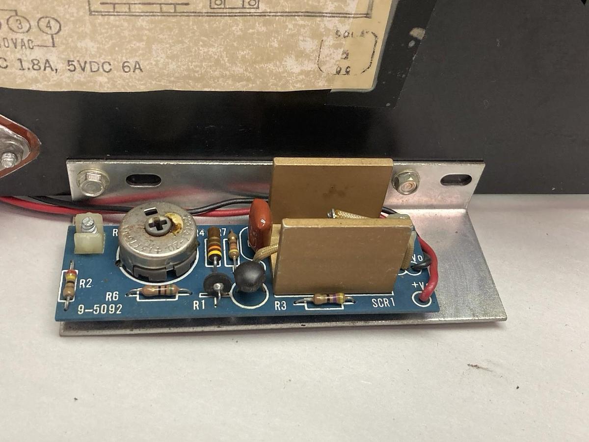 Used Sola Electric,83-12-3218,DC Power Supply 12VDC 1.8A