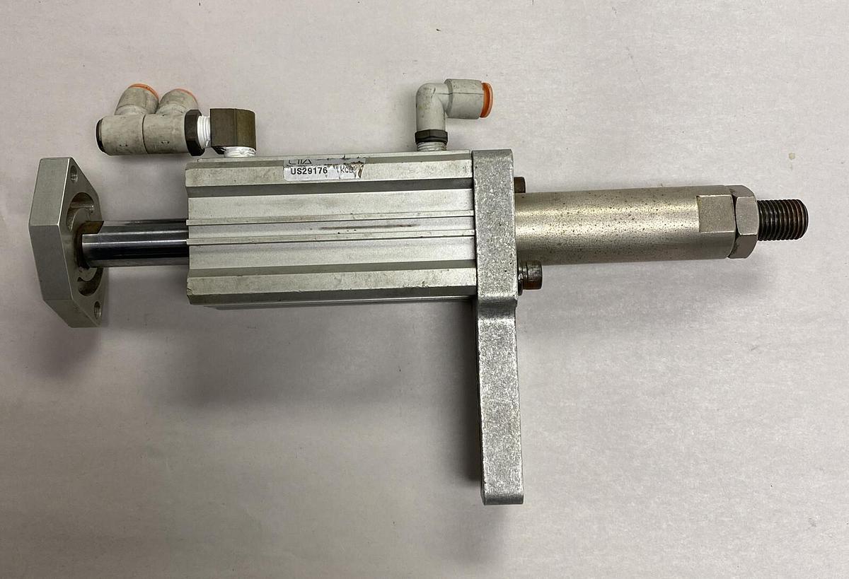 Used T.A. SYSTEMS,US29176,PNEUMATIC SLIDE CYLINDER LOT OF 3