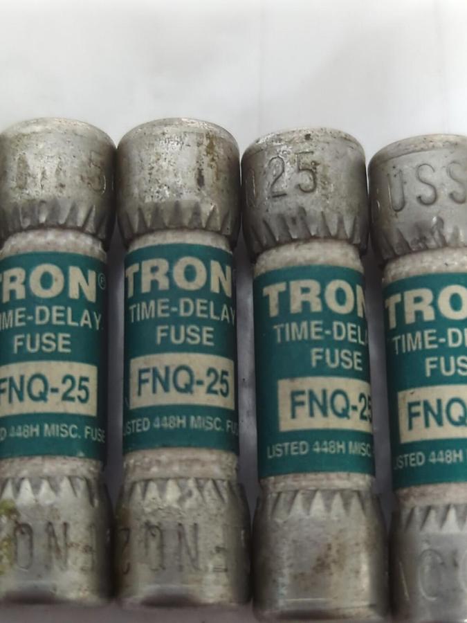 COOPER BUSSMANN,FNQ-25,TRON 25 AMP FUSES LOT OF 7 NOS