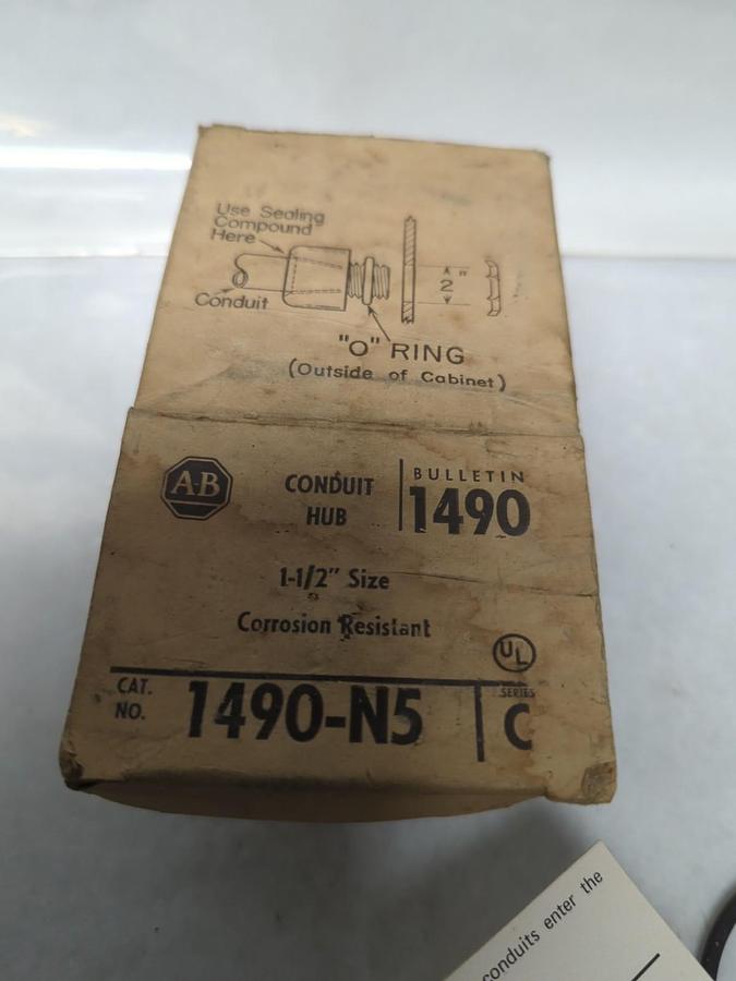 ALLEN-BRADLEY,1490-N5,SERIES C CONDUIT BUB SIZE 1-1/2 INCH NOS