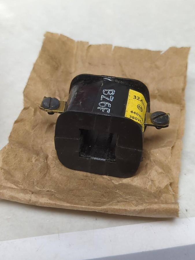 Used ALLEN-BRADLEY,32A11,COIL 440V 60CY 380V 50CY PRE-OWNED