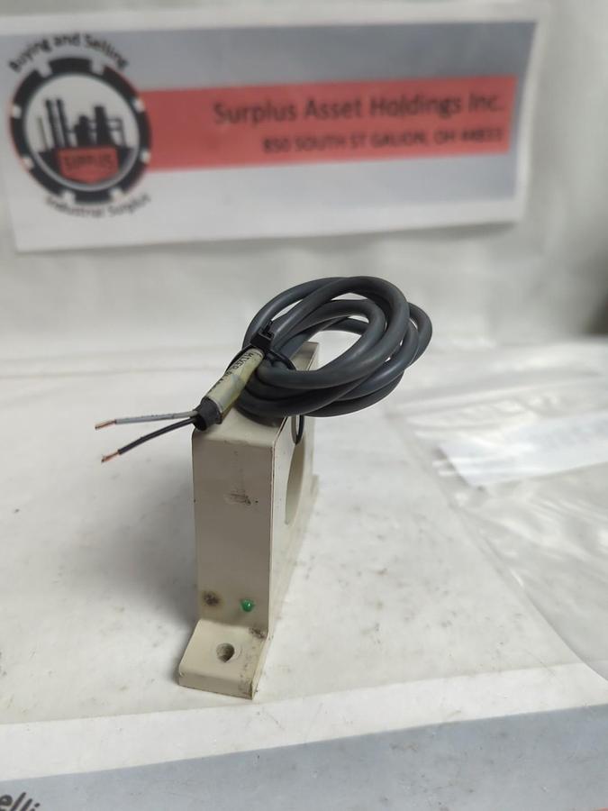 Used CARLO GAVAZZI,A82-20250,CURRENT TRANSFORMER PRE-OWNED