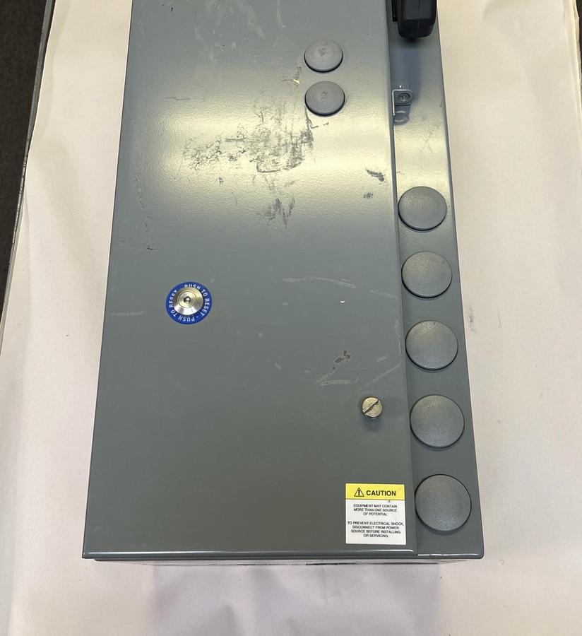 Used ALLEN BRADLEY,512-AFB-6P-24R,SIZE 0 COMBINATION MOTOR CONTROLLER DISCONNECT