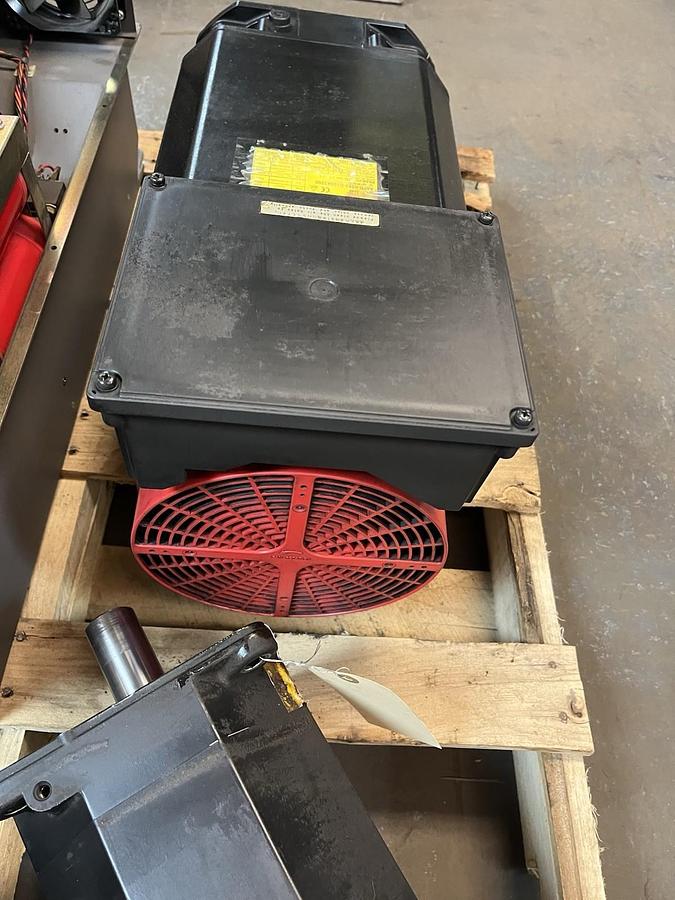 Used FANUC,A06B-0859-B100,AC SPINDLE MOTOR