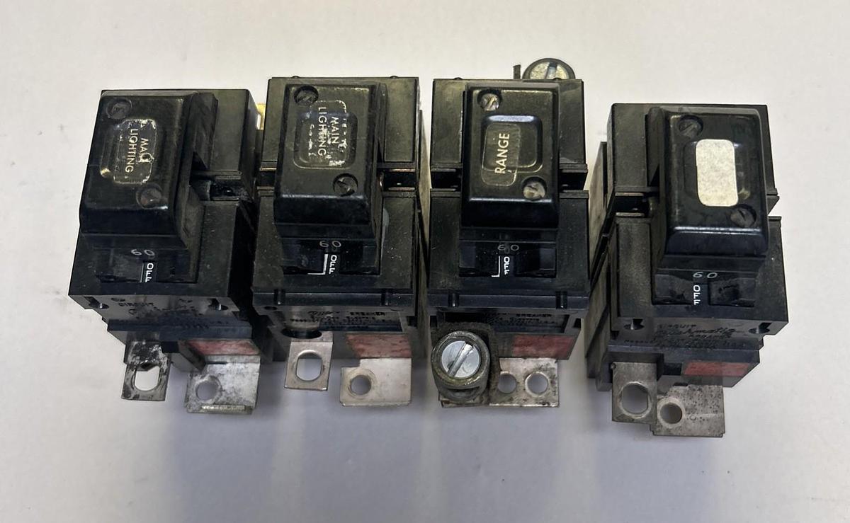 Used BULLDOG ELECTRIC,P260,PUSHMATIC CIRCUIT BREAKER 60A 120/240V 2P LOT OF 4