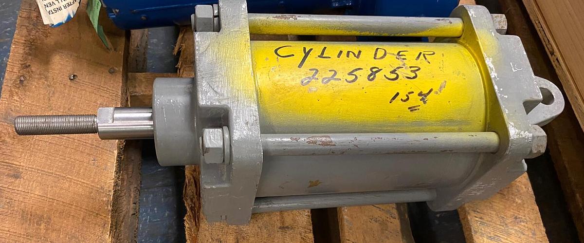 UNBRANDED,W74-2060,Aluminium Pneumatic Cylinder Bore 1.25 inch Base 12.5 inch AL