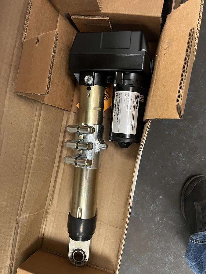 NOOK,CC28HDE101LC05WK,COMPACT ACTUATOR CYLINDER 120VDC 1500LBS STROKE 5"