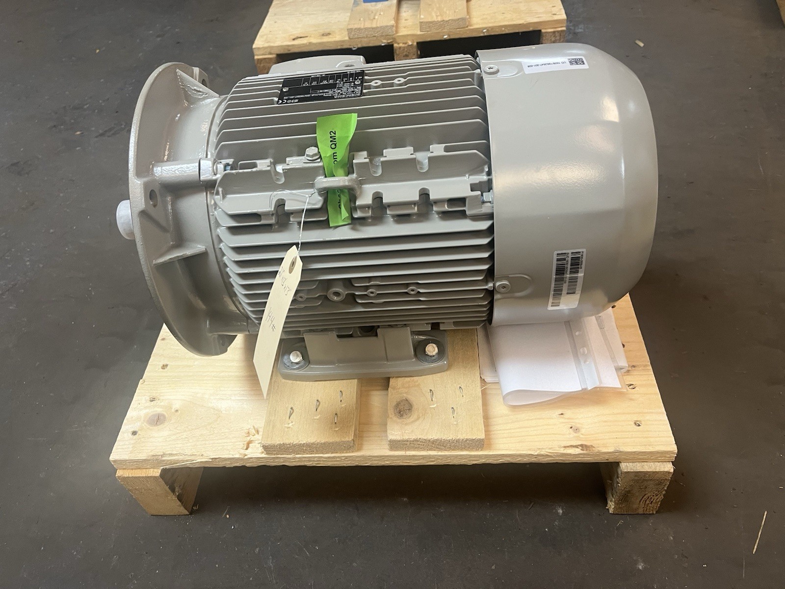 SIEMENS,1AV3130B-1PC31041CB000JY1,MOTOR 7.5HP 132S 400V 1470RPM