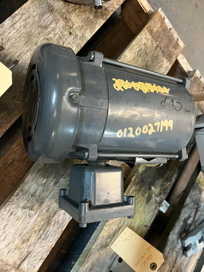 Used BALDOR,M7002A,HAZARDOUS LOC MOTOR 1/3HP 3PH 1725RPM FR 56