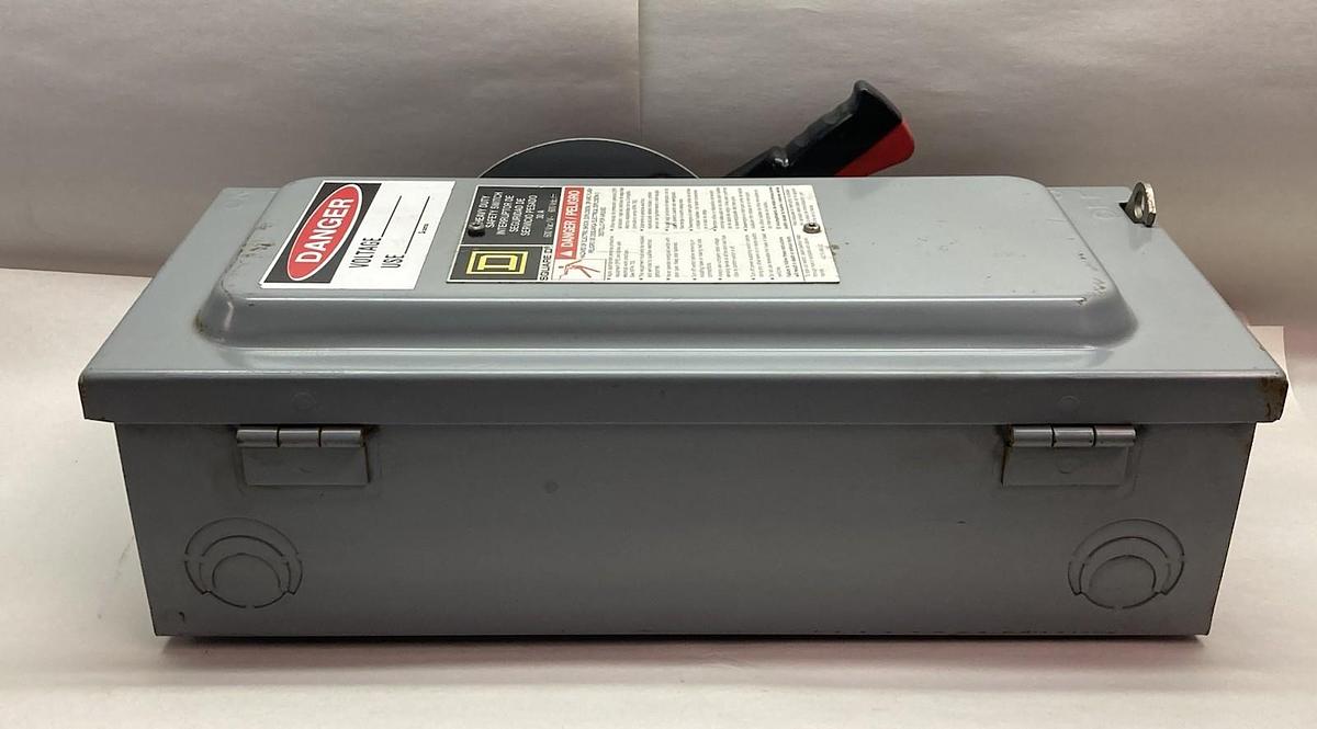 Used Square D,H361,Fusible Heavy Duty Safety Switch 600 VAC/VDC 30A