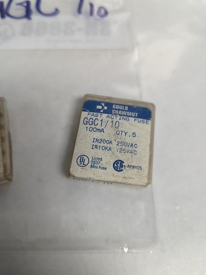 GOULD SHAWMUT,GGC-1/10,FAST ACTING 1/10 AMP FUSE LOT OF 10 NOS