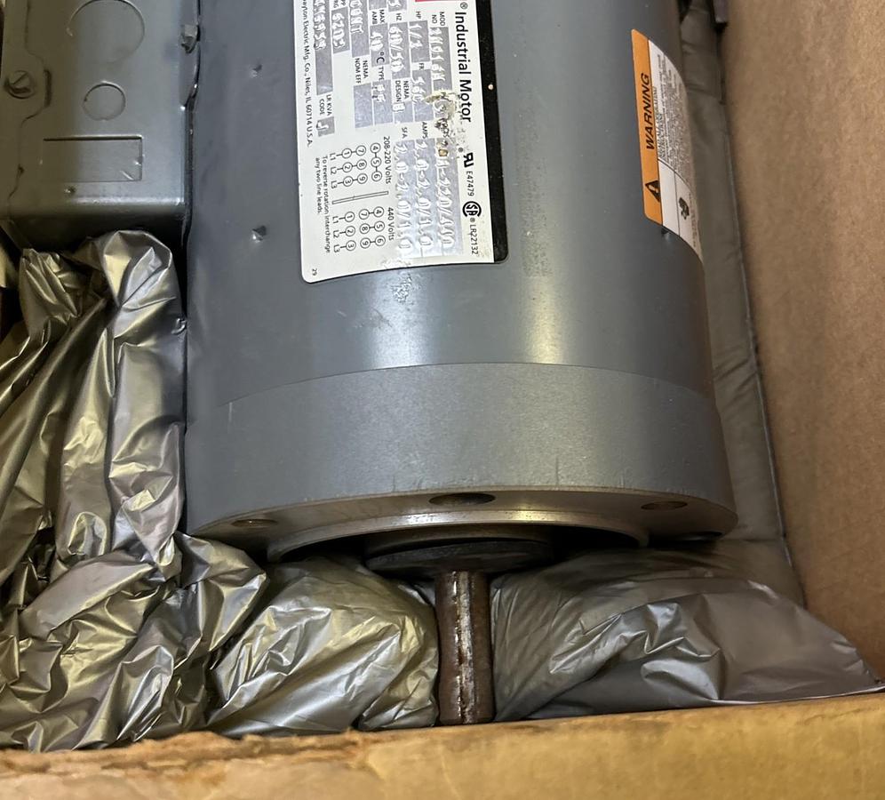 DAYTON,2N916M,AC MOTOR 1.2HP 208-220/440V 1725/1425RPM 3PH 56C FRAME