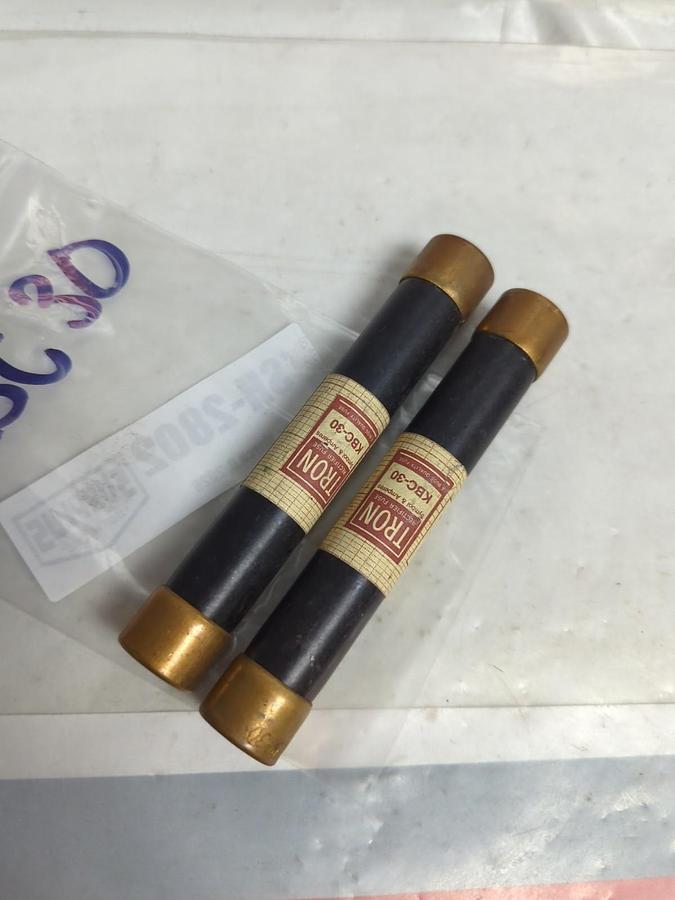 Used COOPER BUSSMANN,KBC-30,TRON 30 AMP FUSE LOT OF 2 PRE-OWNED