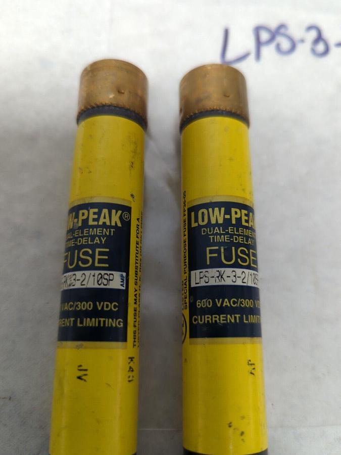 Used COOPER BUSSMANN,LPS-RK-3-2/10SP,LOW-PEAK 3-2/10 AMP FUSE LOT OF 2 PRE-OWNED