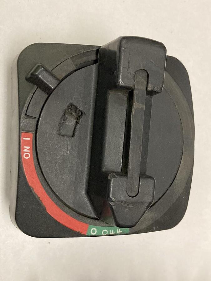 Used Allen-Bradley,194RF-NC030,Ser A Fused Disconnect Switch Mounted