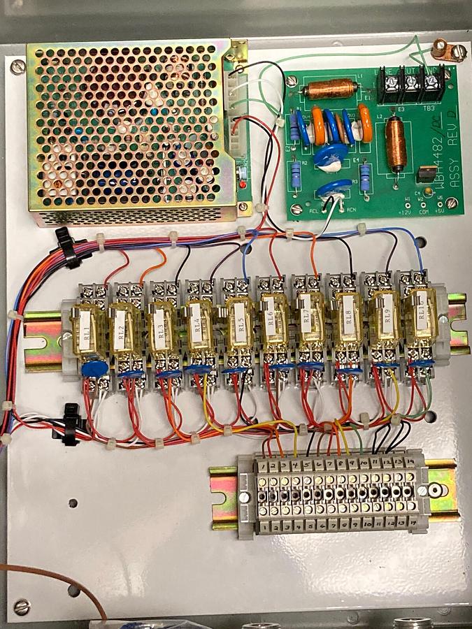Hubbell,124123 RT2445,Fixed Transmitter 120 VAC