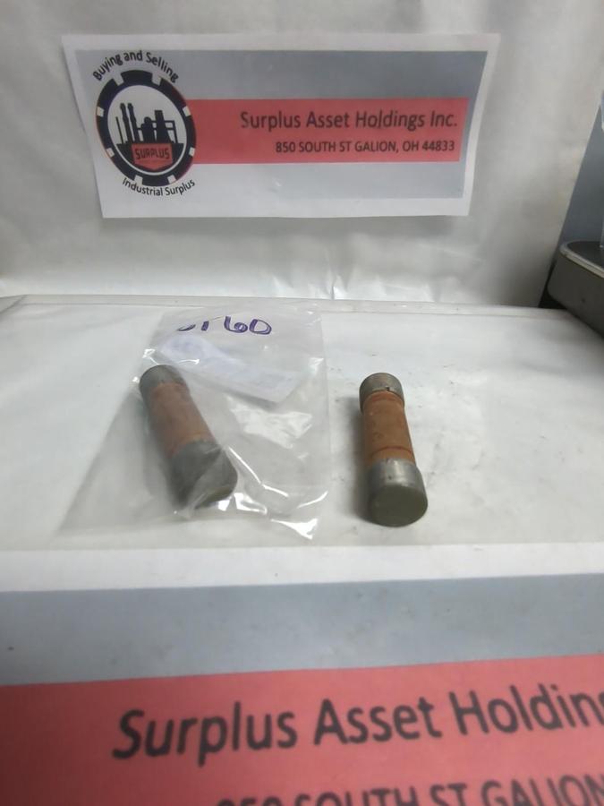 Used GOULD SHAWMUT,OT60,ONE-TIME FUSE 60 AMP LOT OF 2 PRE-OWNED