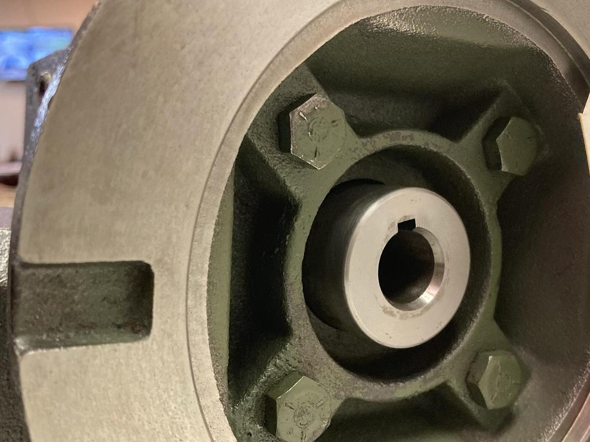 Ohio Gear,SMF2206MQ56,Gearbox Speed Reducer 1.37Hp 1750rpm Ratio 15B