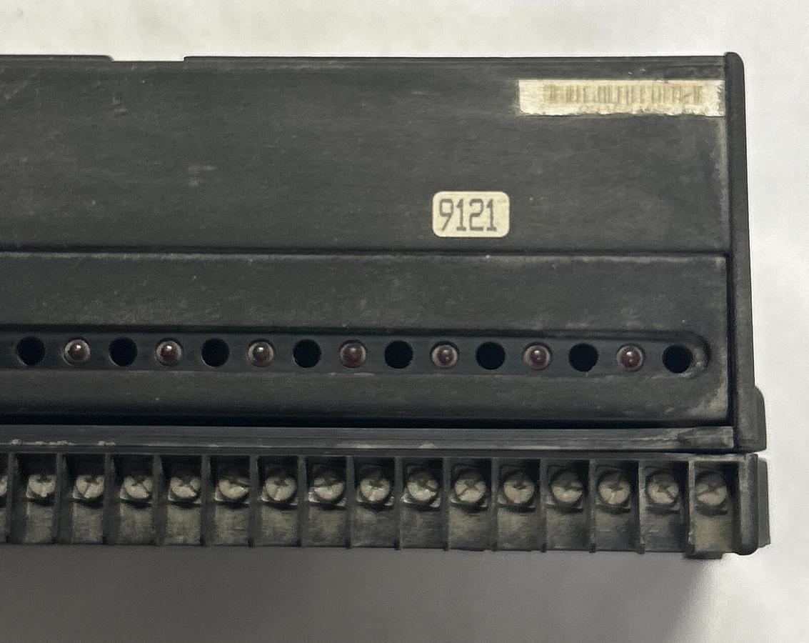 Used GE FANUC,IC660EBD101/IC660EBD101D,GENIUS BLOCK IN OUT MODULE 115V