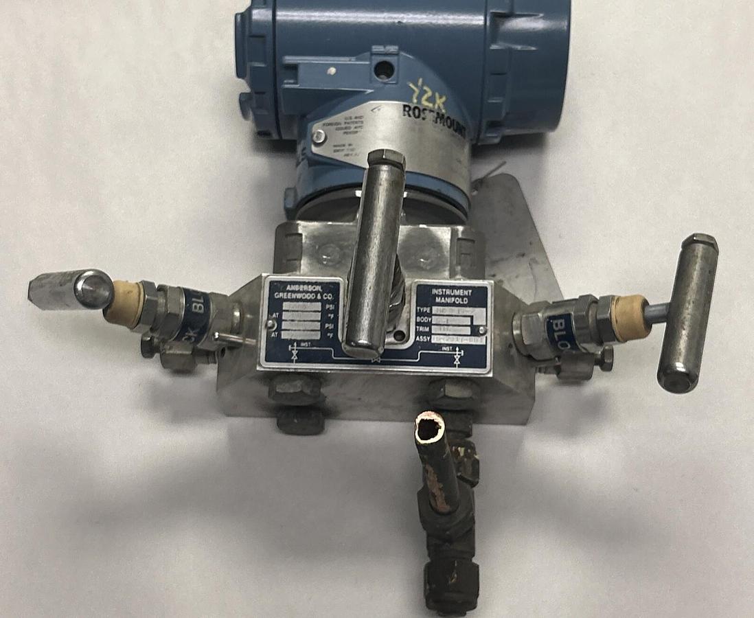 Used ROSEMOUNT,3051CD102A1AM5S5,PRESSURE TRANSMITTER