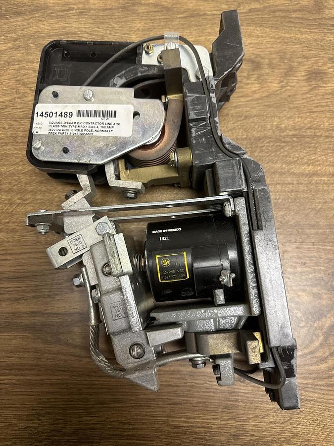 Square D,7004Type MFO-1,SIze 4 Line Arc DC Contactor