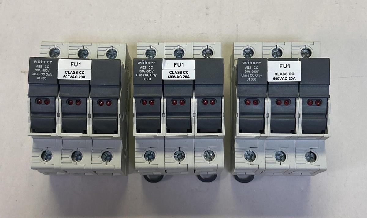 Used WOHNER,AESCC,FUSE HOLDER 30A 600V 3P LOT OF 3