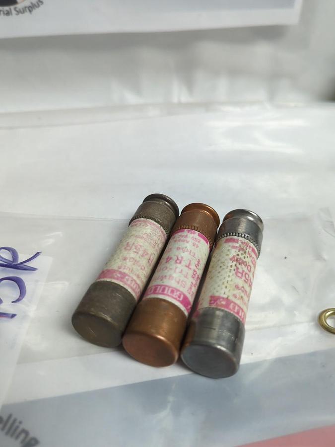 Used GOULD SHAWMUT,TR-45R,TRI-ONIC 45 AMP FUSE LOT OF 3 PRE-OWNED