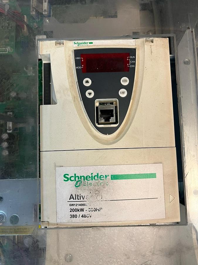 Used SCHNEIDER,ATV71HC20N4,ALTIVAR 71 VFD VARIABLE FREQUENCY DRIVE 300HP 387A