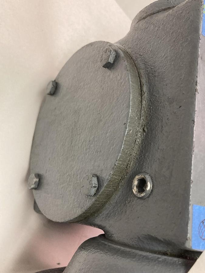 Used Hub City,02-20-22017-214,Gear Reducer 50:1 Model 214 Style WR B