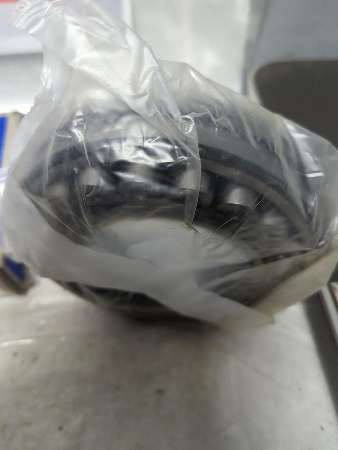 NSK,22216EAKE4,SPHERICAL ROLLER BEARING NOS