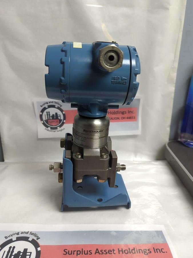 Used ROSEMOUNT,3051S1CD2A2F12A1AM5E5,PRESSURE TRANSMITTER 3626PSI 250BAR 10.5-42.4VDC
