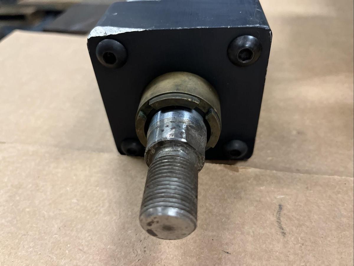 Used PARKER SHRADER BELLOWS,02.50-CBB2MAUS34AC-2.000,SERIES 2MA PNEUMATIC CYLINDER