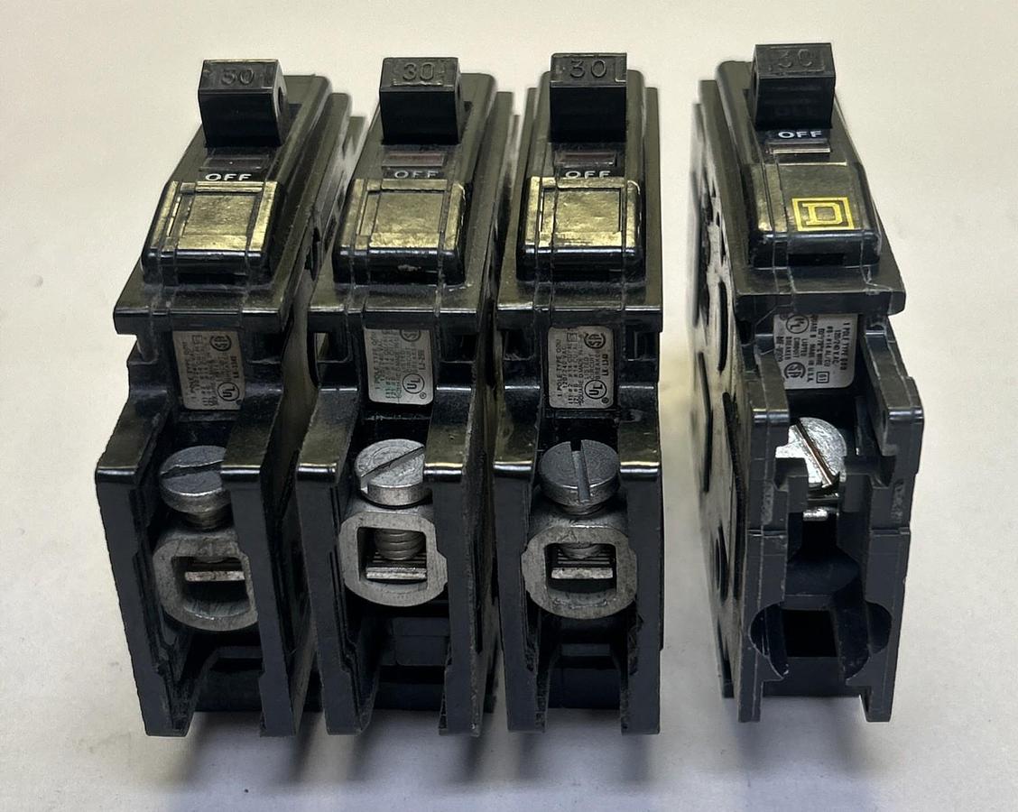 Used SQUARE D,QOU130,CIRCUIT BREAKER 30A 120/240V 1P LOT OF 4