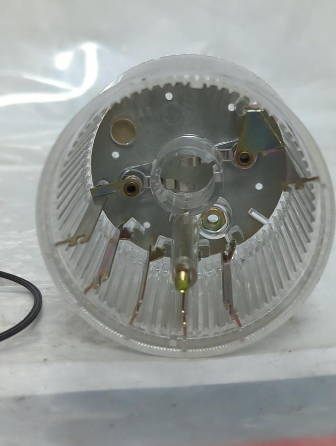 TELEMECANIQUE,XVAC371,WHITE NO BULB NOS