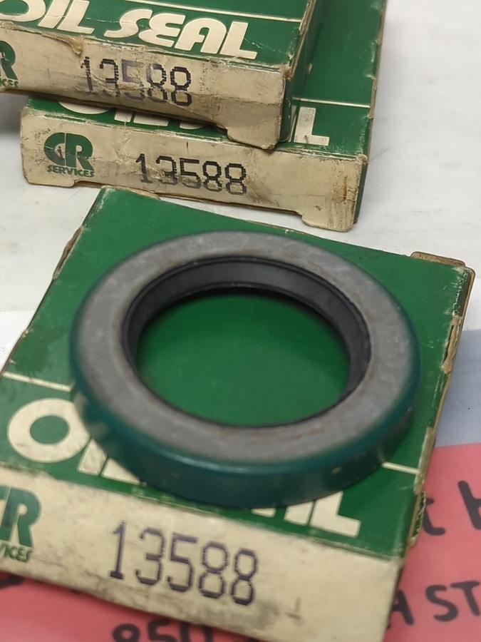 CHICAGO RAWHIDE,13588,OIL SEAL LOT OF 5 NOS